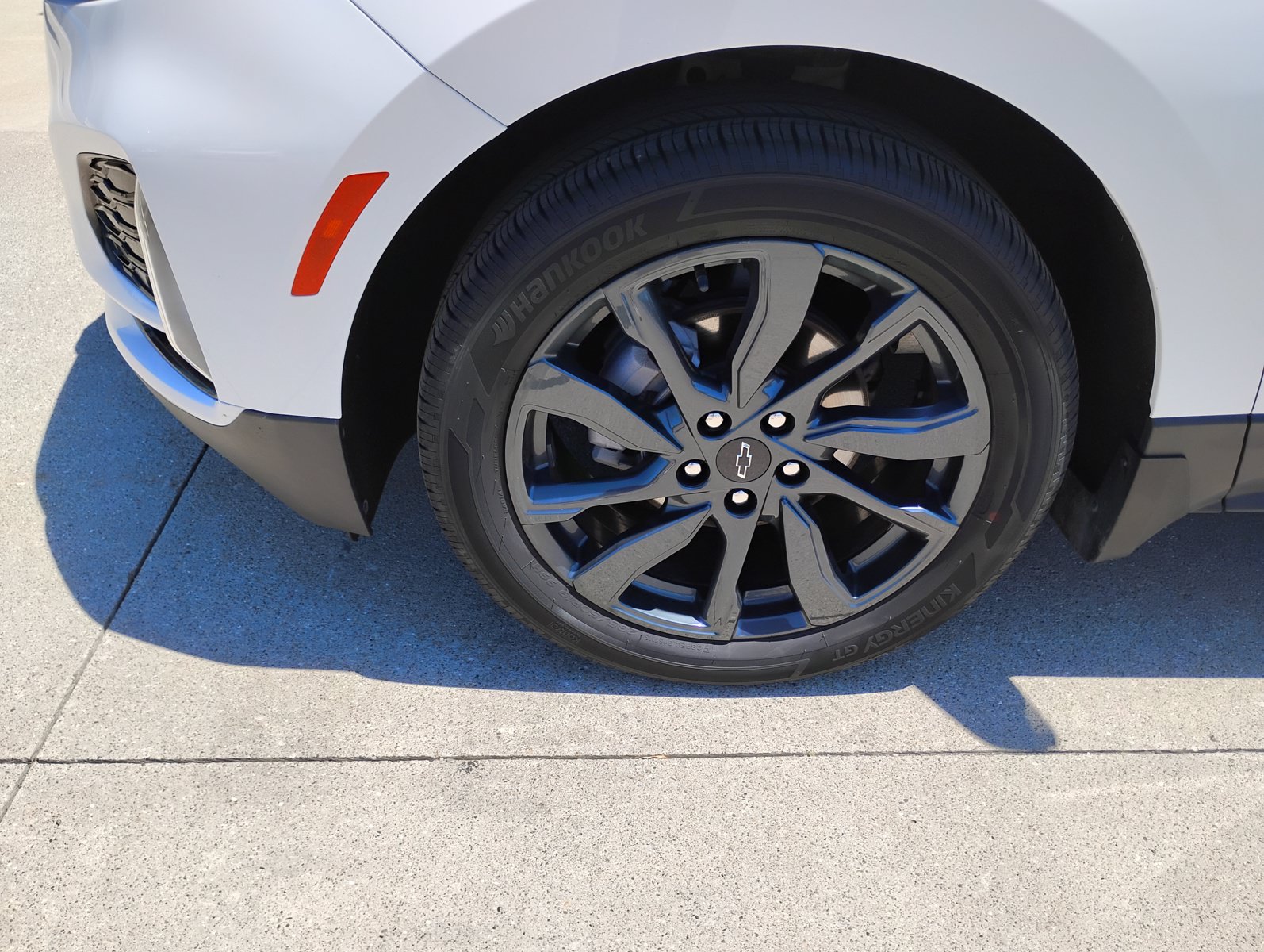 Used 2022 Chevrolet Equinox RS FWD image 31