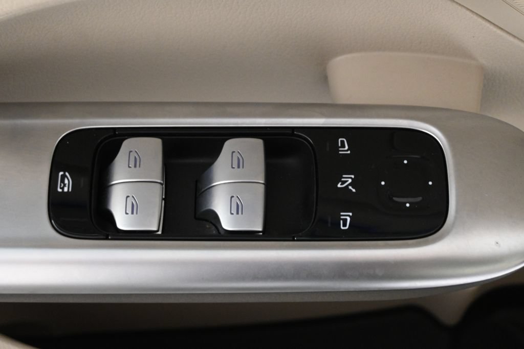 Certified 2023 Mercedes-Benz C 300 4MATIC Sedan image 25