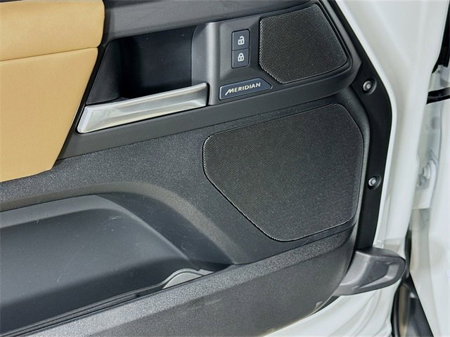 New 2026 Land Rover Defender 110 S image 21