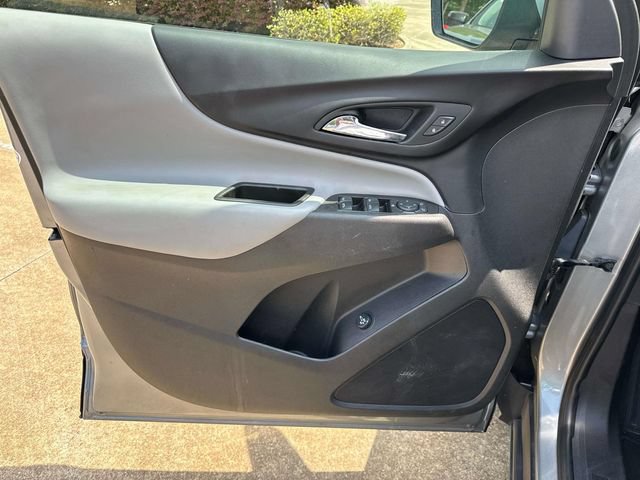 Used 2024 Chevrolet Equinox LT FWD image 25