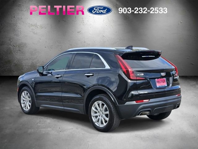 Used 2019 Cadillac XT4 Luxury w/ Cold Weather Package image 4