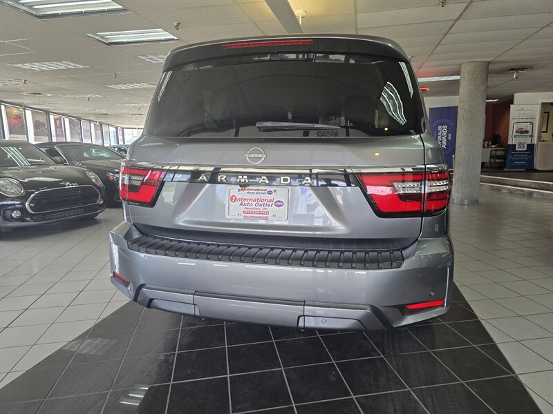 Used 2022 Nissan Armada SV RWD image 5