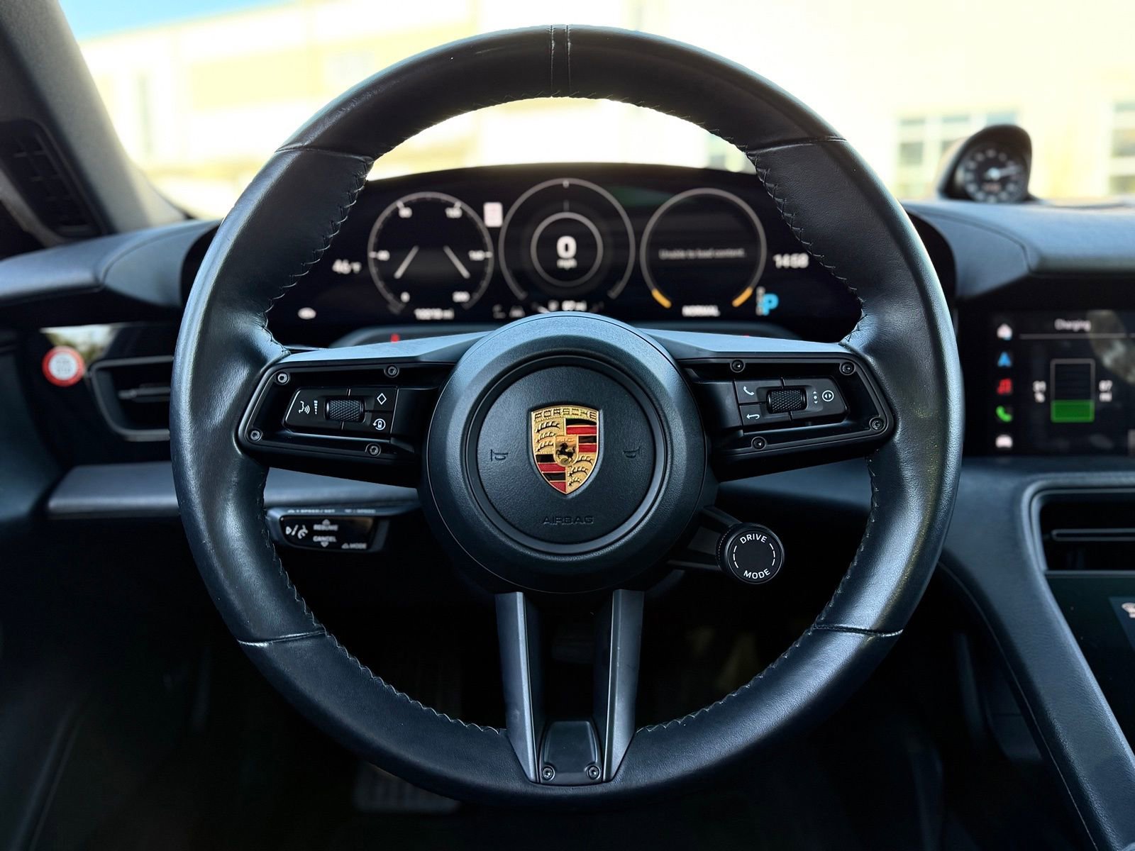 Used 2020 Porsche Taycan 4S image 24