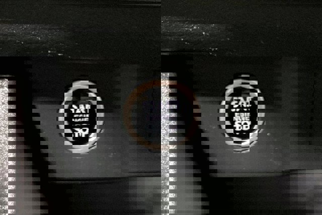 Used 2023 Nissan Rogue SV image 36