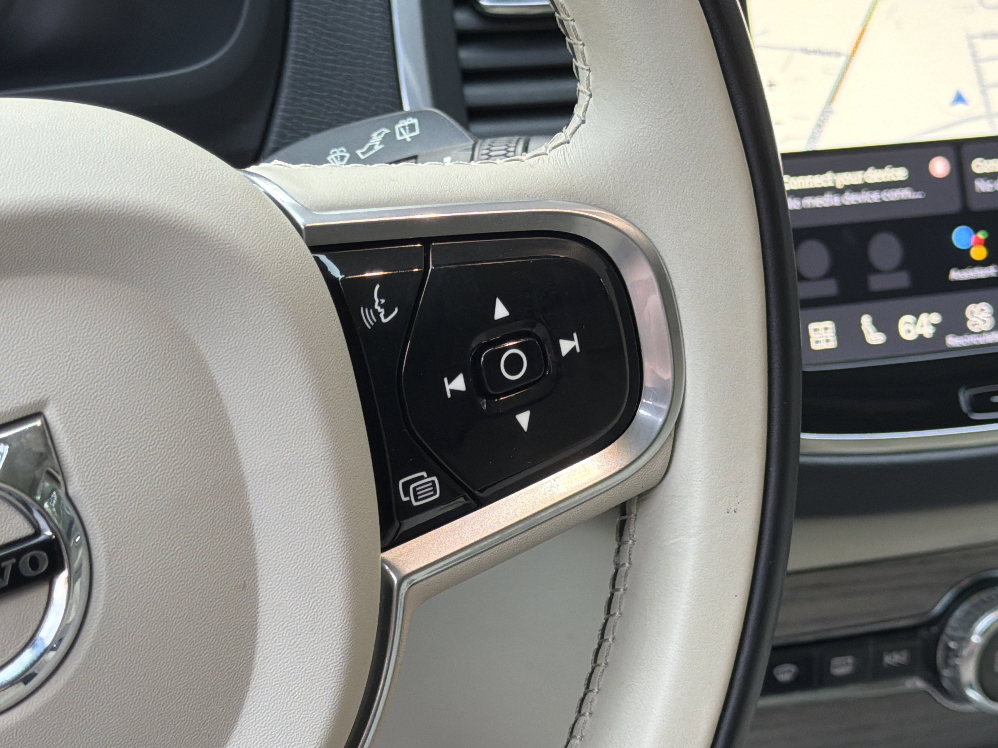 Certified 2023 Volvo XC90 B6 Core w/ Protection Package Premier image 20