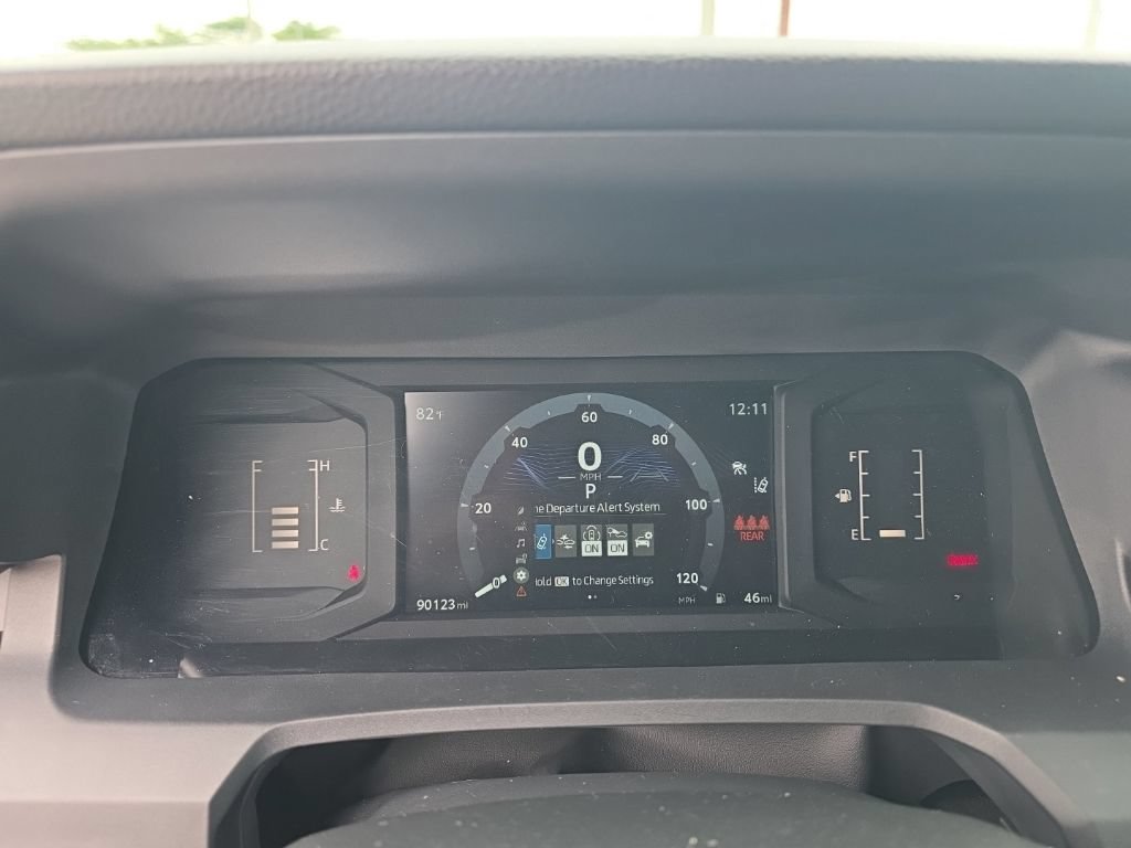 Used 2024 Toyota Tacoma SR AWD/4WD image 20