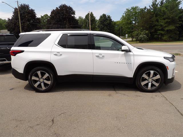 Certified 2022 Chevrolet Traverse LT w/ LT Premium Package FWD image 6