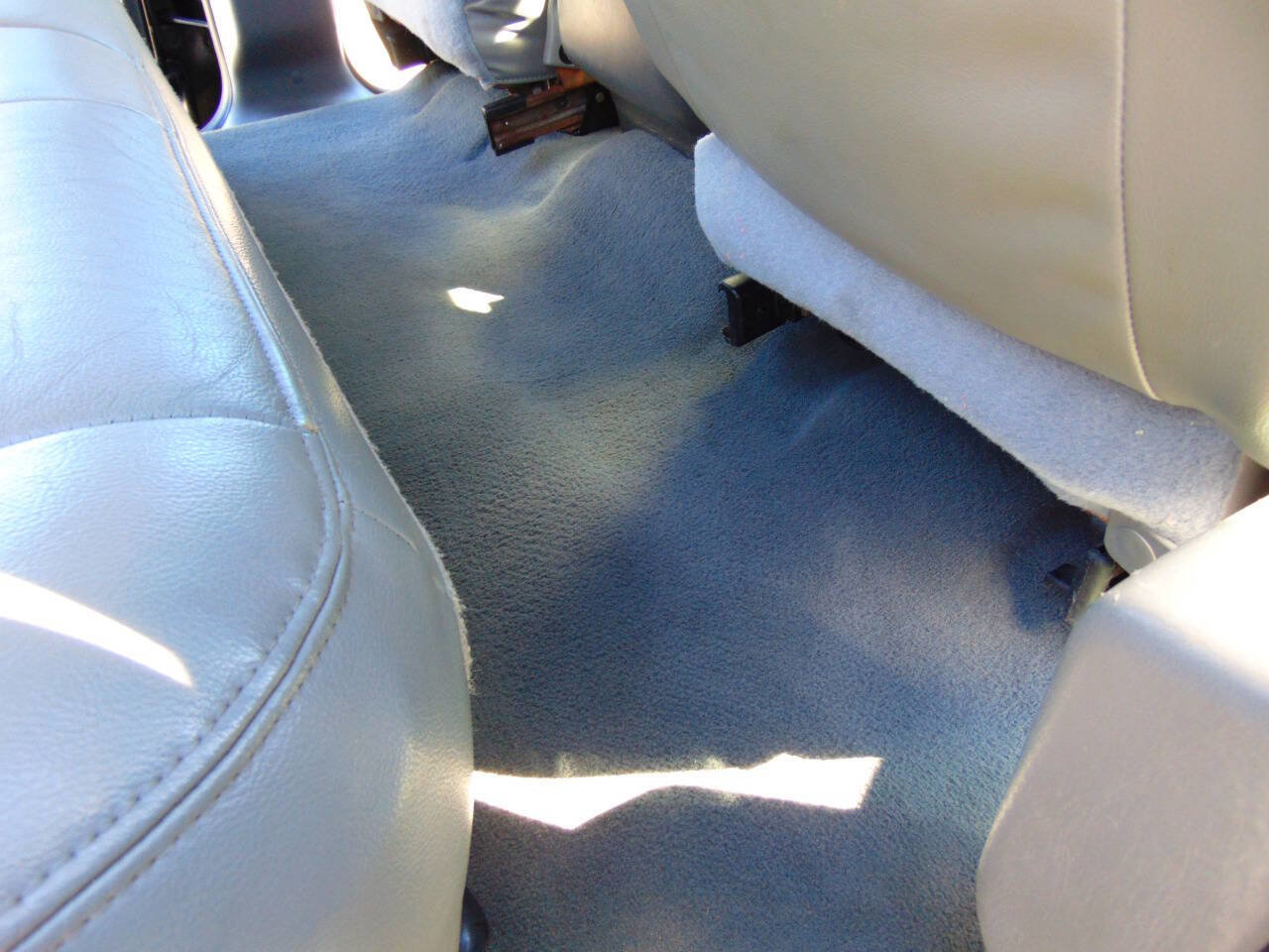 Used 2003 Ford F250 Lariat image 16