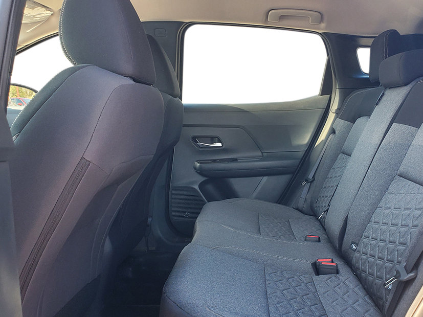 New 2025 Nissan Kicks SV w/ Illumination Package image 27