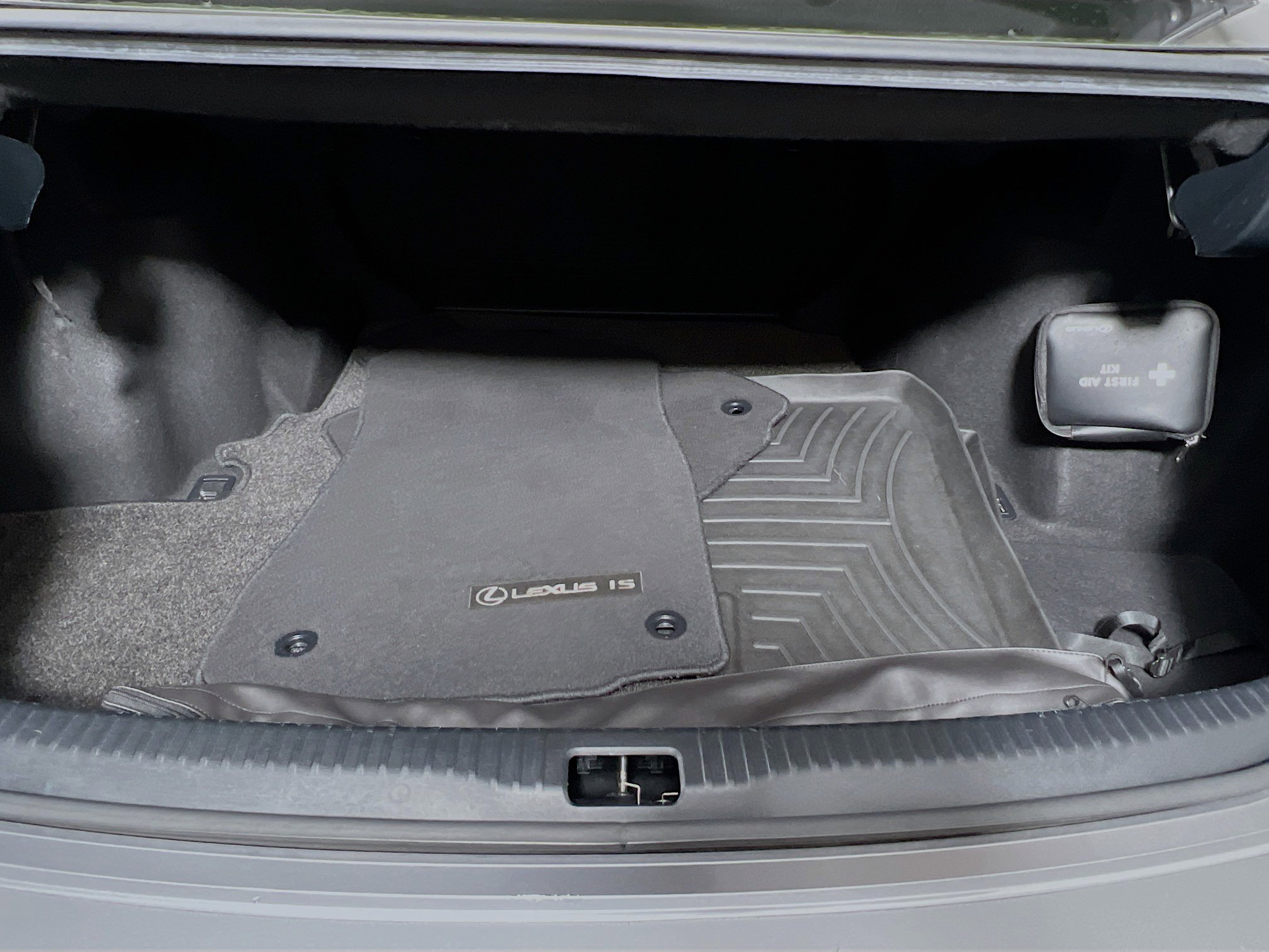 Used 2016 Lexus IS 200t w/ Navigation System Package image 34