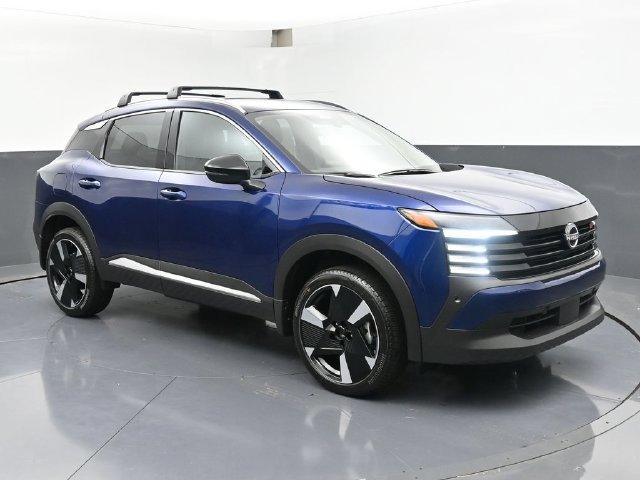 New 2026 Nissan Kicks SR FWD image 2