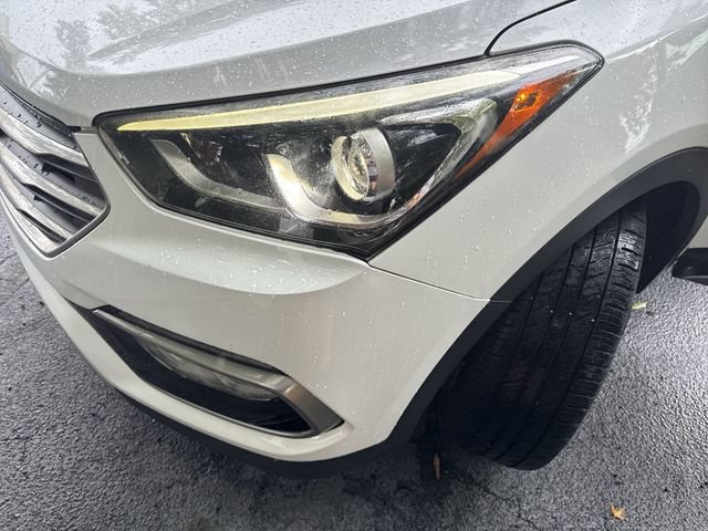 Used 2018 Hyundai Santa Fe Sport w/ Cargo Package FWD image 33