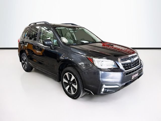 Used 2018 Subaru Forester 2.5i Limited AWD/4WD image 3