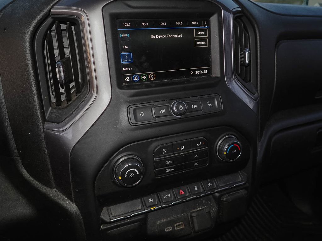 Used 2022 Chevrolet Silverado 1500 Custom image 9