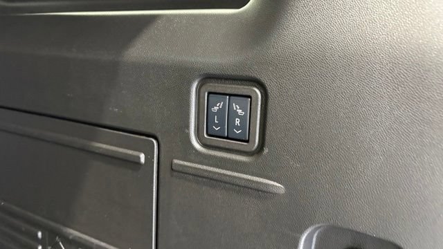 Used 2026 GMC Hummer EV 3X w/ Carbon Fiber Edition Package AWD/4WD image 6