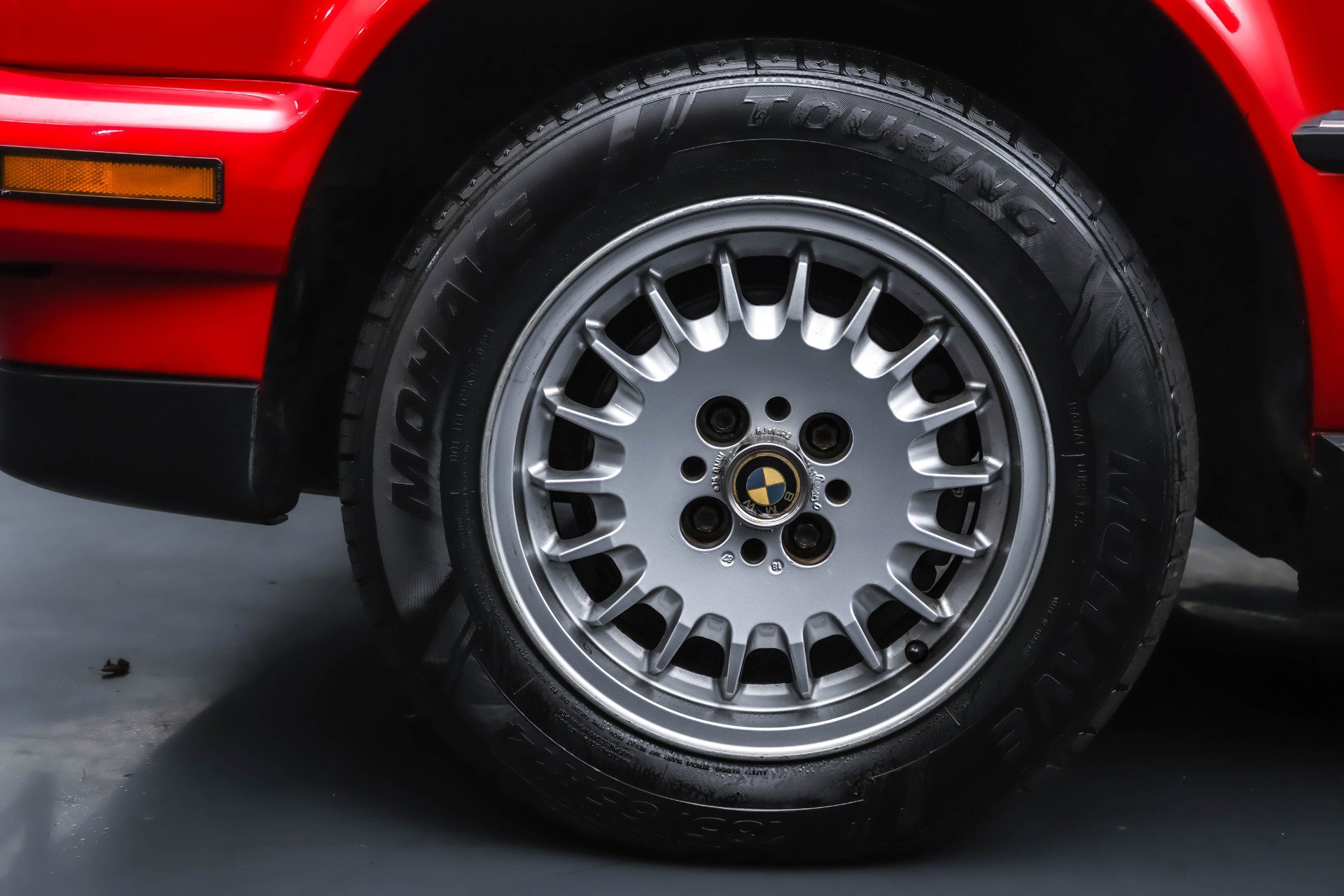 Used 1987 BMW 325i Convertible image 19