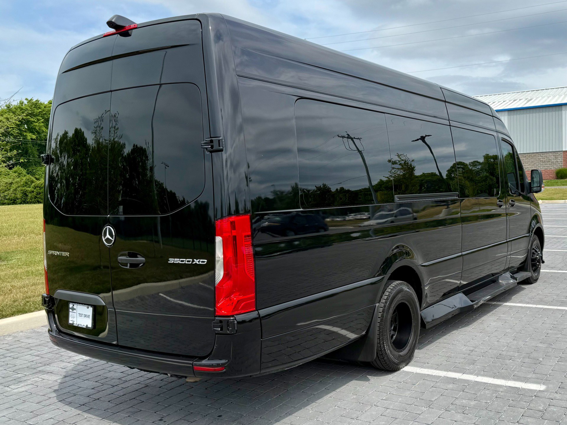 Used 2020 Mercedes-Benz Sprinter 3500 image 3
