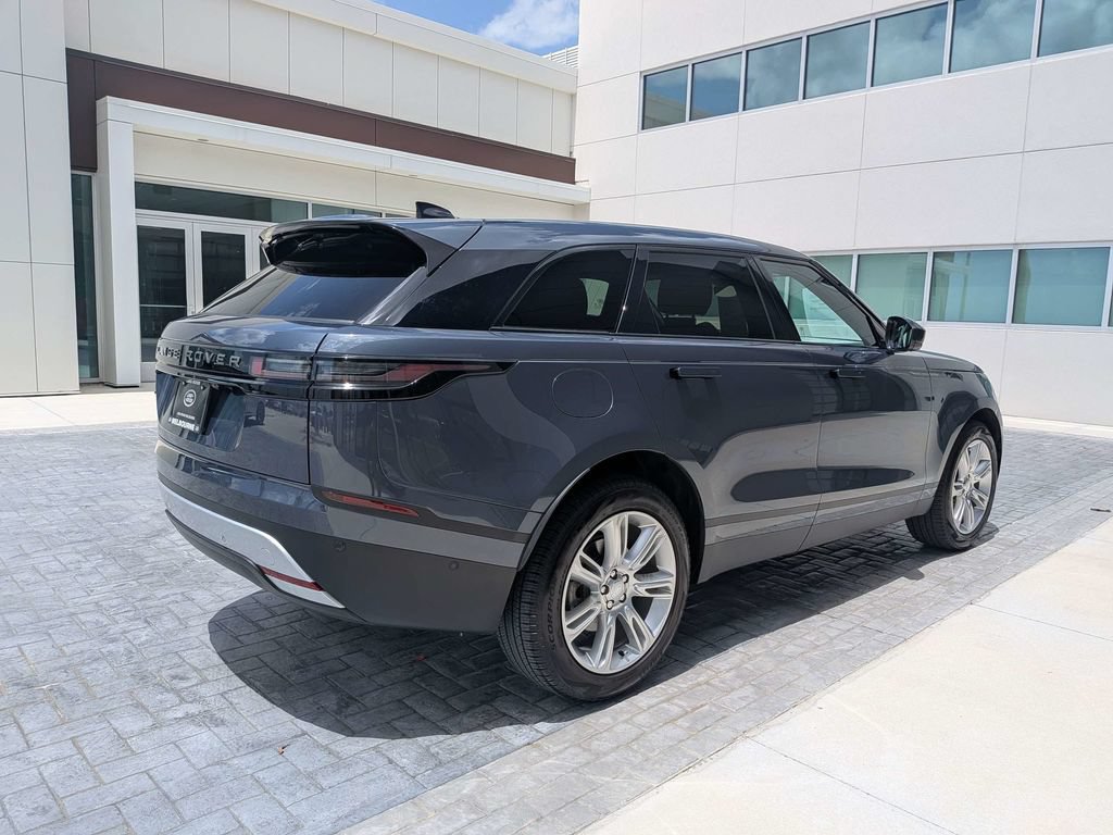 Used 2026 Land Rover Range Rover Velar S AWD/4WD image 4