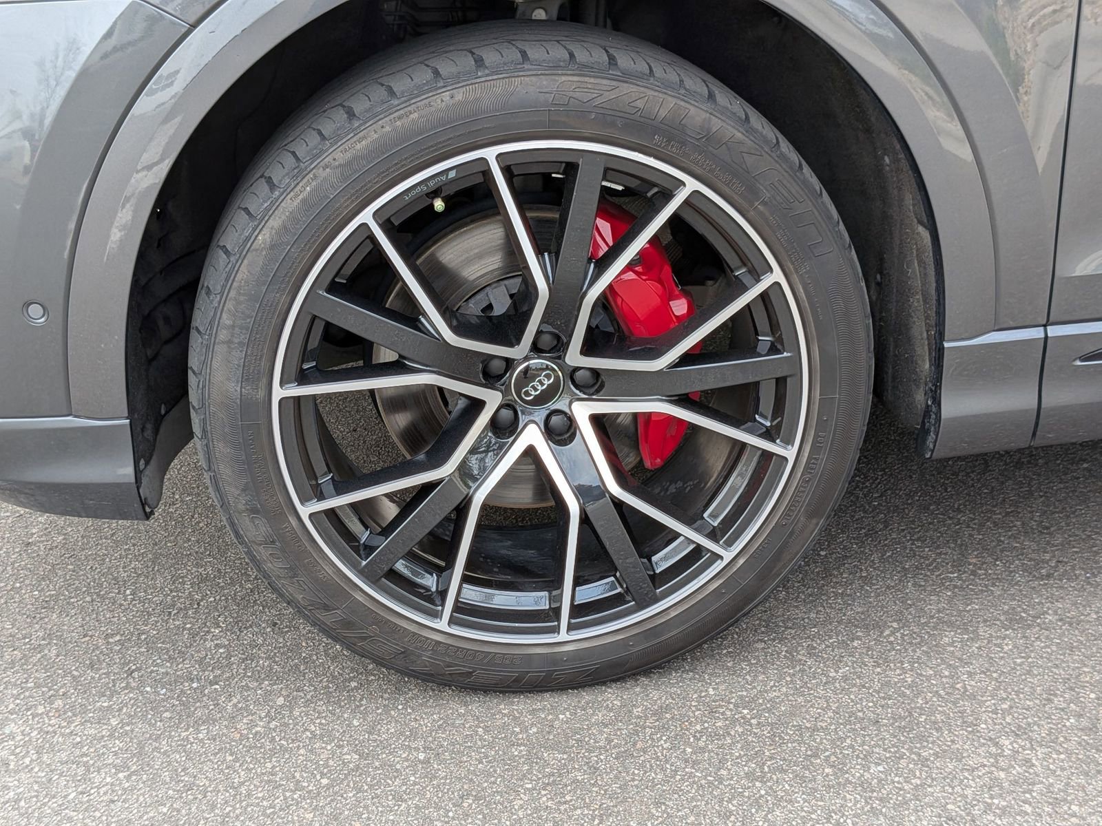 Used 2020 Audi Q8 Premium Plus image 10