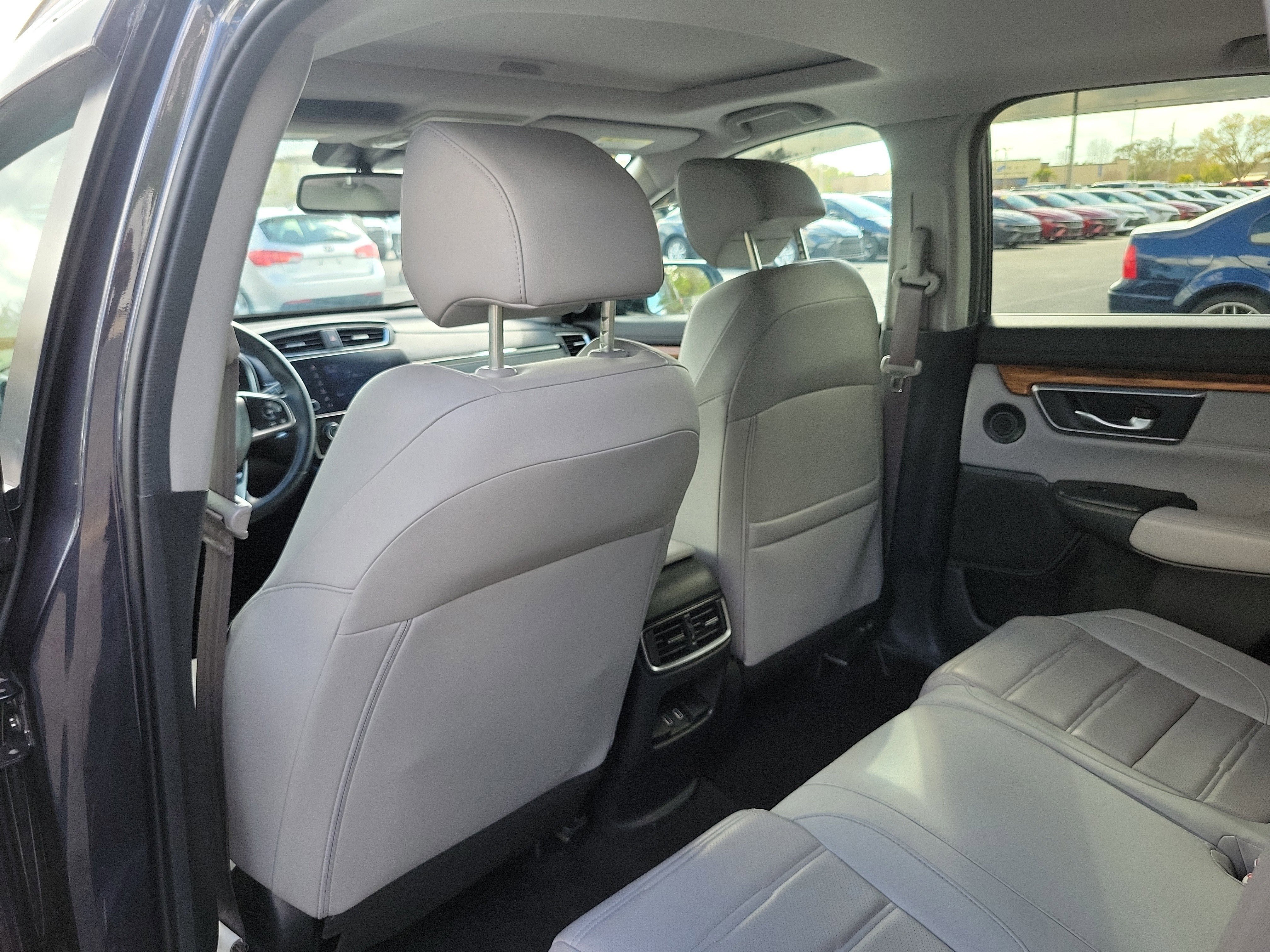 Used 2018 Honda CR-V Touring image 13