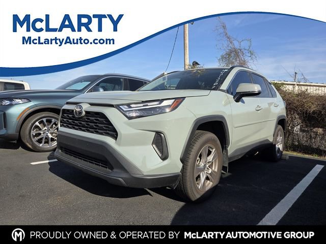 Used 2022 Toyota RAV4 XLE w/ Convenience Package video 1