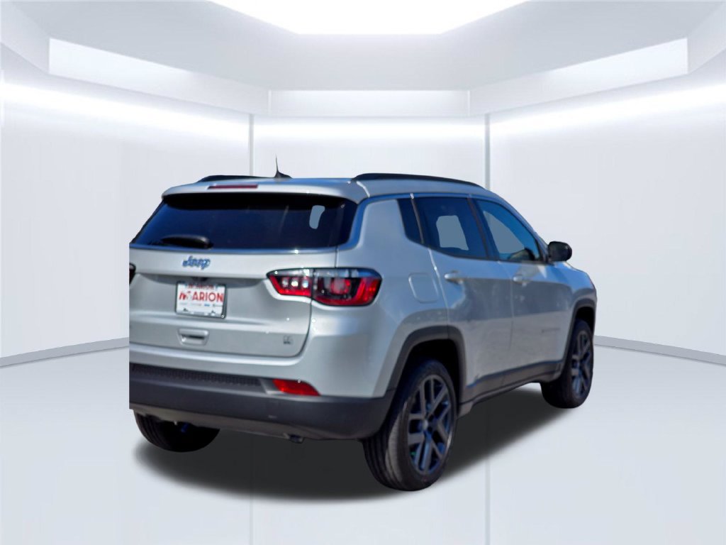 New 2026 Jeep Compass Latitude AWD/4WD image 40