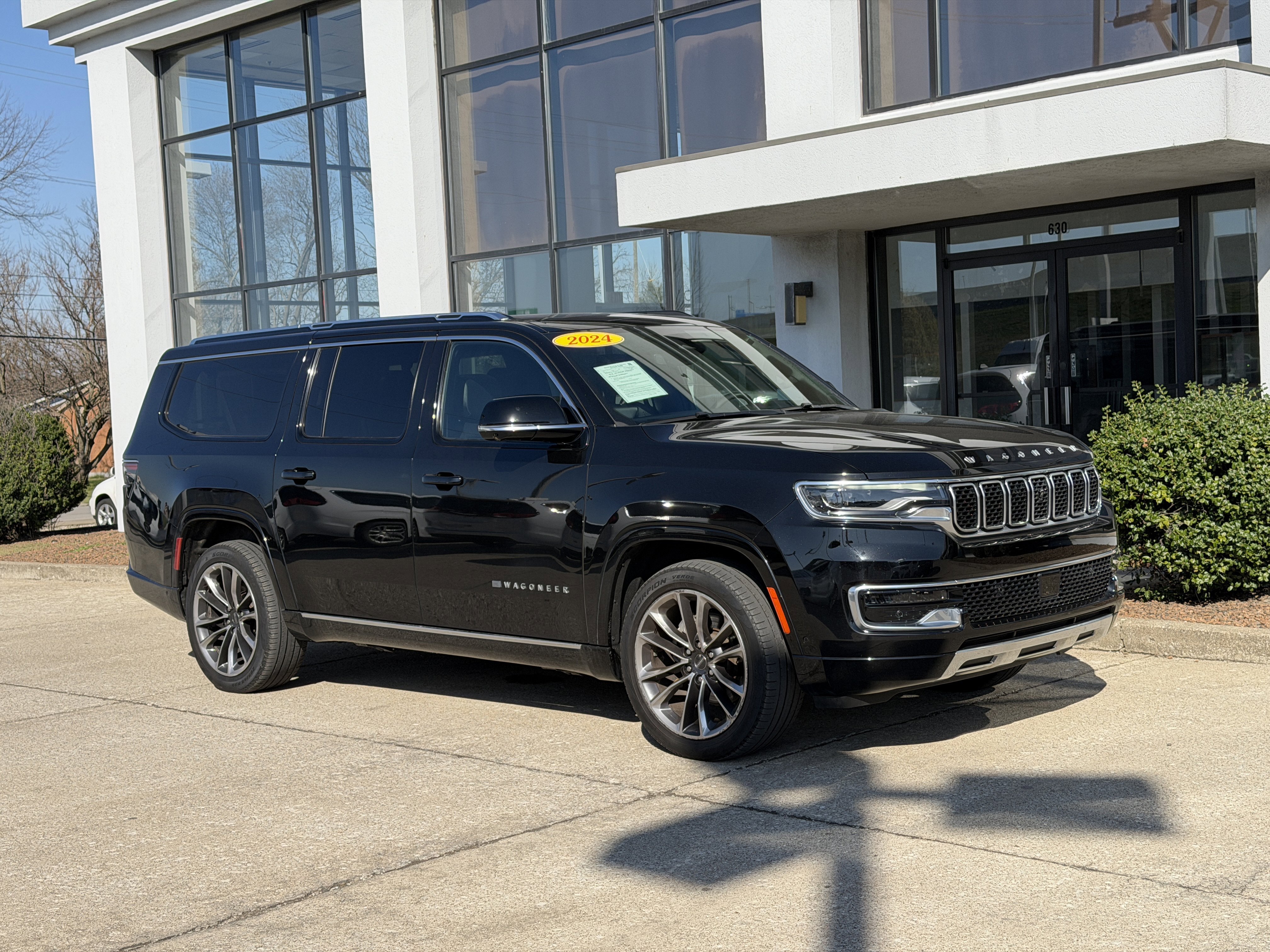 Used 2024 Jeep Wagoneer L Series III w/ Premium Group I video 2