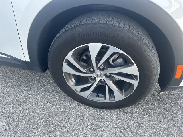 Used 2023 Buick Envision Essence image 12