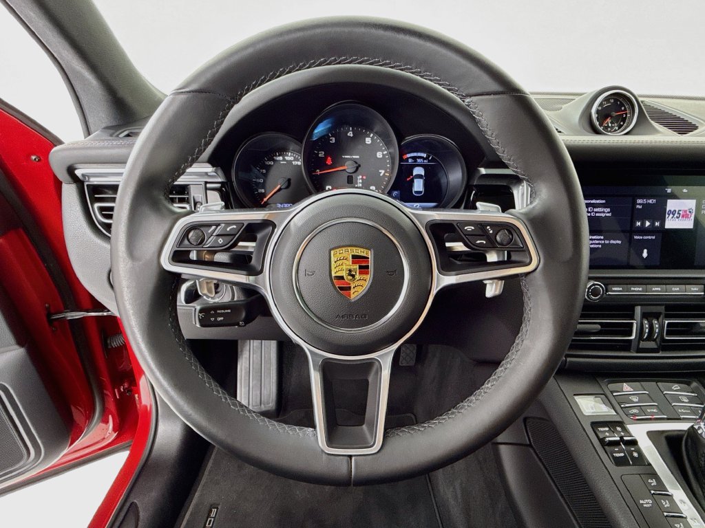 Certified 2020 Porsche Macan AWD/4WD image 15