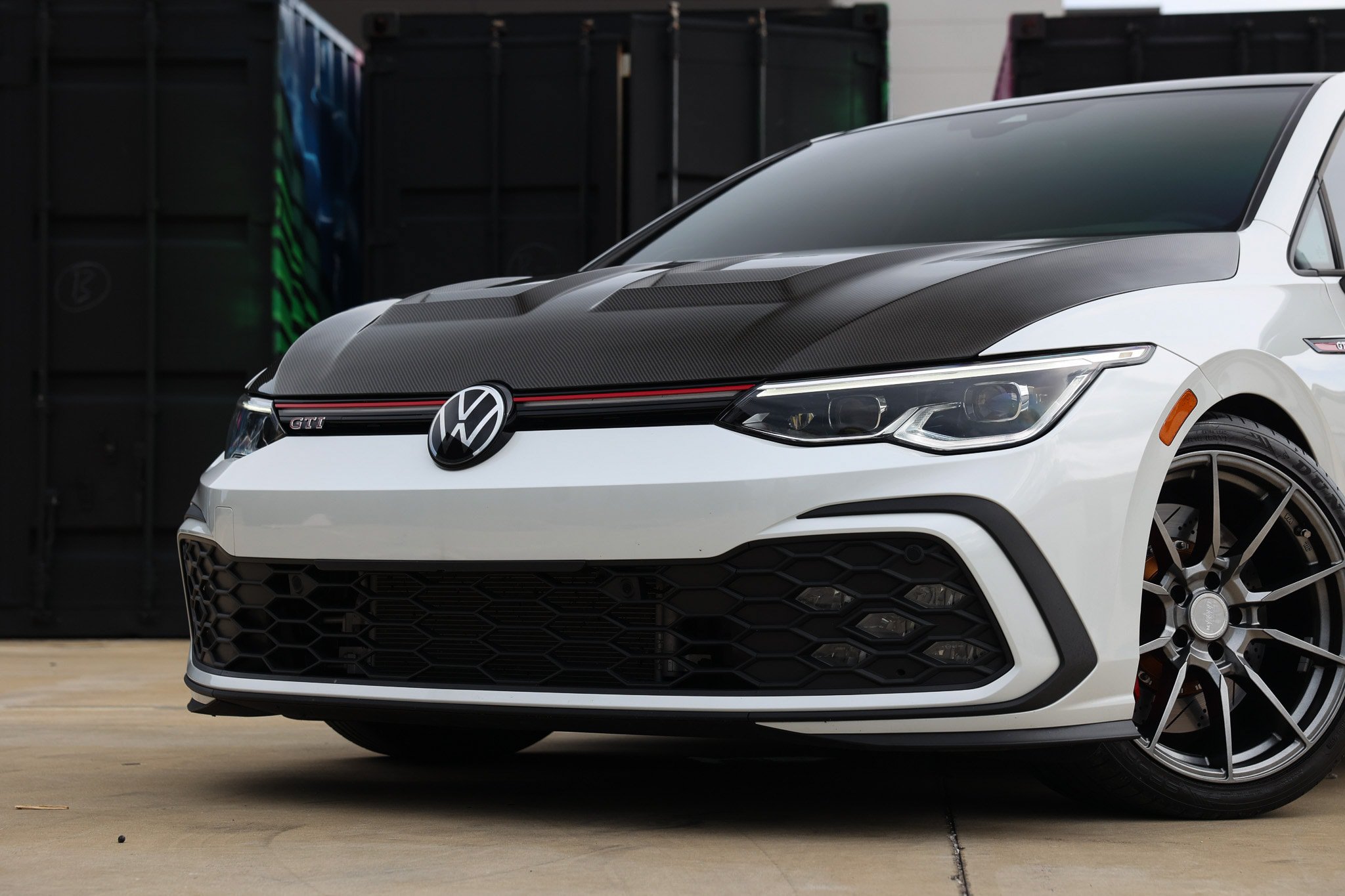 Used 2024 Volkswagen GTI SE FWD image 35