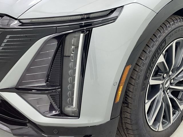 New 2026 Cadillac Lyriq Premium Sport w/ LPO, Floor Liner Package image 15