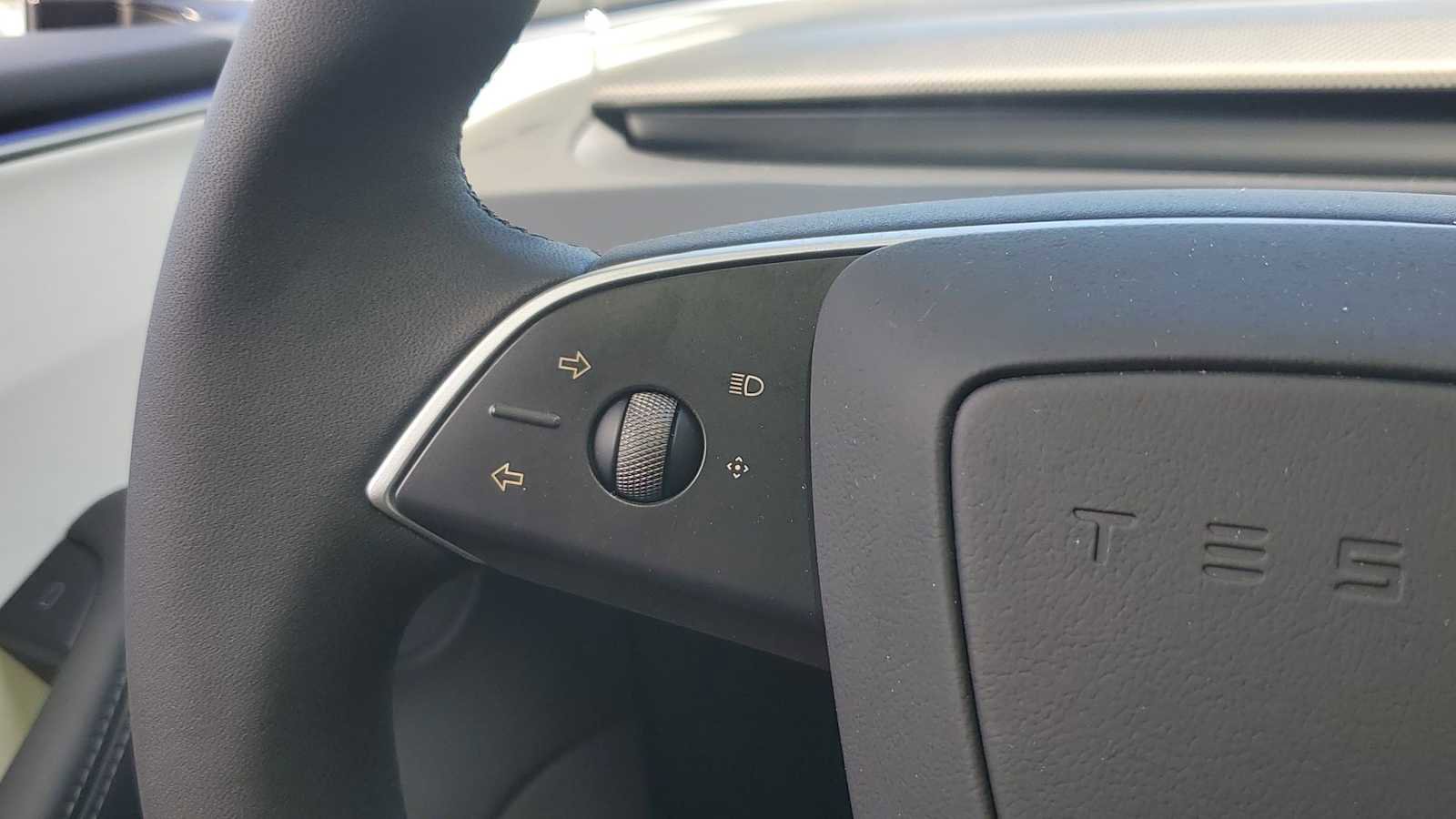 Used 2024 Tesla Model 3 Performance image 23