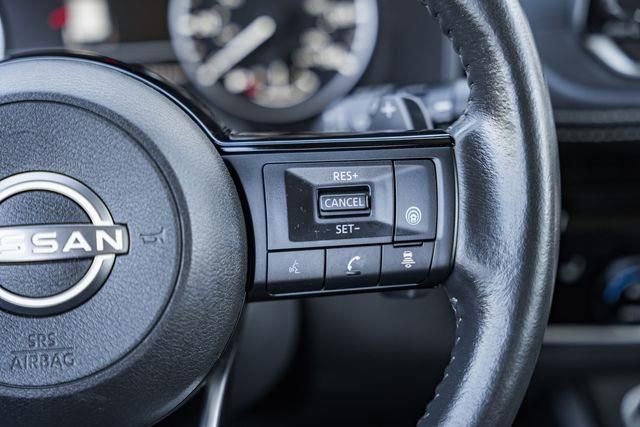 Used 2022 Nissan Rogue SV w/ SV Premium Package image 24