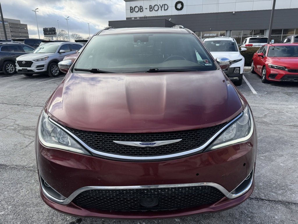 Used 2020 Chrysler Pacifica Limited w/ Advanced Safetytec Group image 2