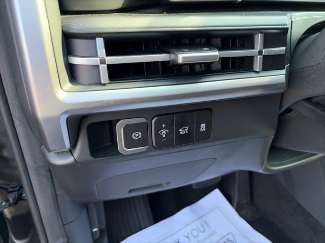 Certified 2025 Hyundai Santa Fe SE AWD/4WD image 8