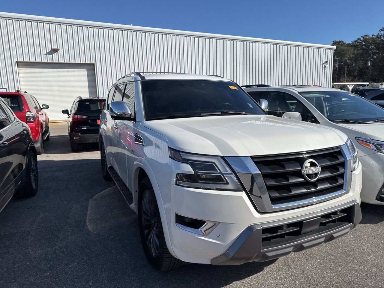 Used 2022 Nissan Armada Platinum w/ Captain's Chairs Package image 3