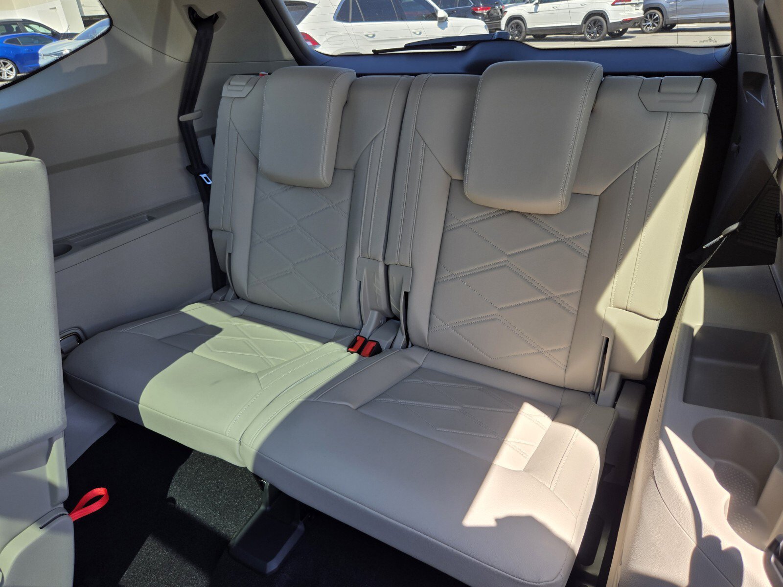 New 2026 Volkswagen Atlas SE image 8