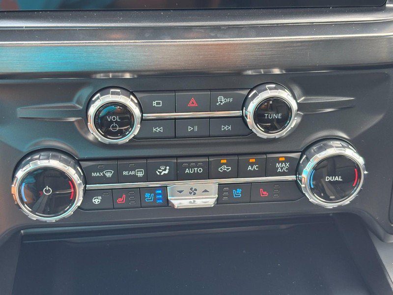 New 2026 Ford F250 Lariat w/ Lariat Ultimate Package AWD/4WD image 25