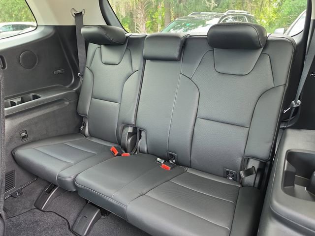 Certified 2025 Kia Telluride SX w/ SX Captain's Chair Package FWD image 13