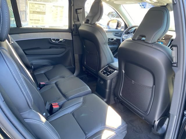 New 2026 Volvo XC90 T8 Ultra w/ Protection Package Premier AWD/4WD image 18