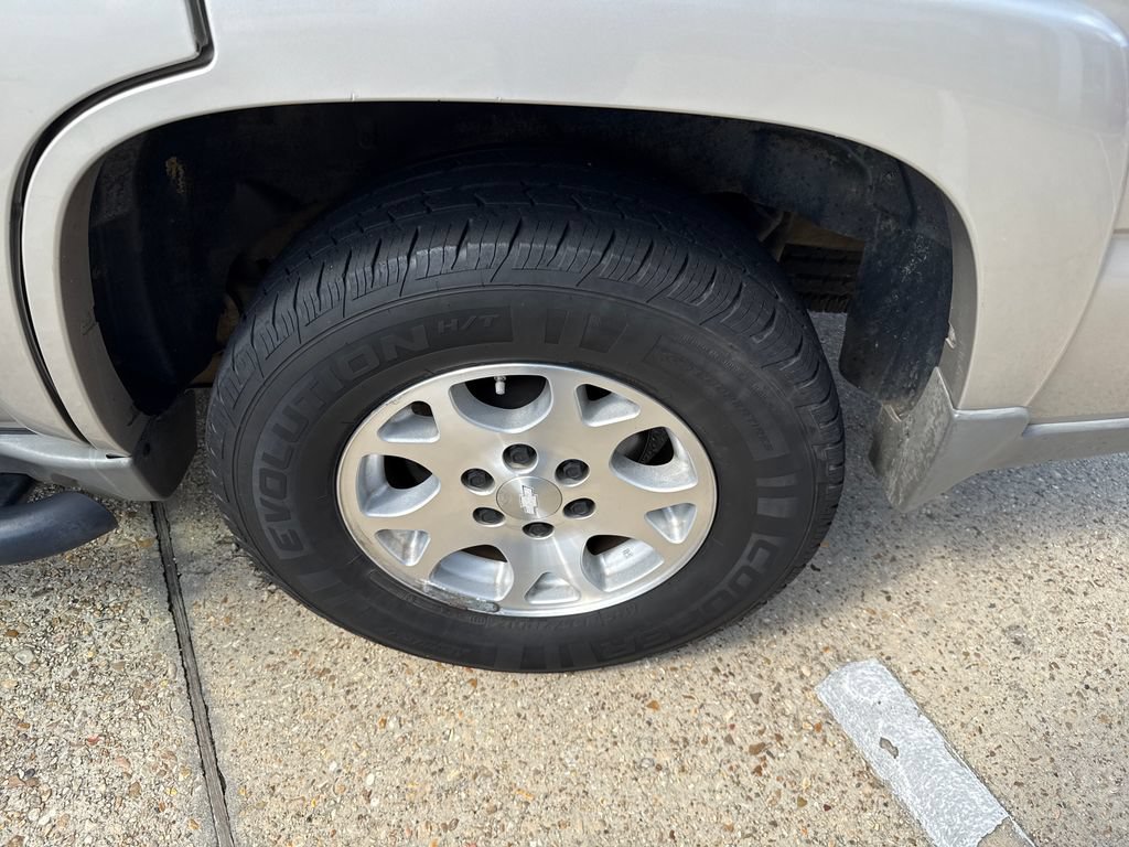 Used 2006 Chevrolet Tahoe Z71 w/ Z71 Preferred Equipment Group RWD image 27