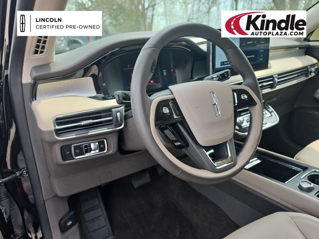 Certified 2024 Lincoln Corsair AWD w/ Equipment Group 101A image 14