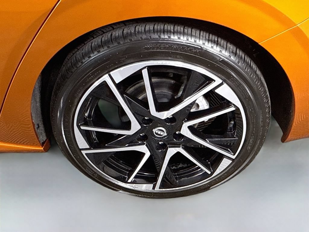 Certified 2024 Nissan Sentra SR w/ SR Premium Package FWD image 34