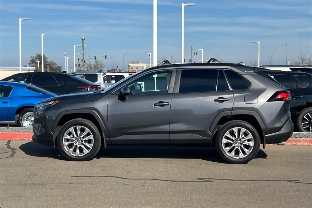 Certified 2025 Toyota RAV4 XLE Premium image 9