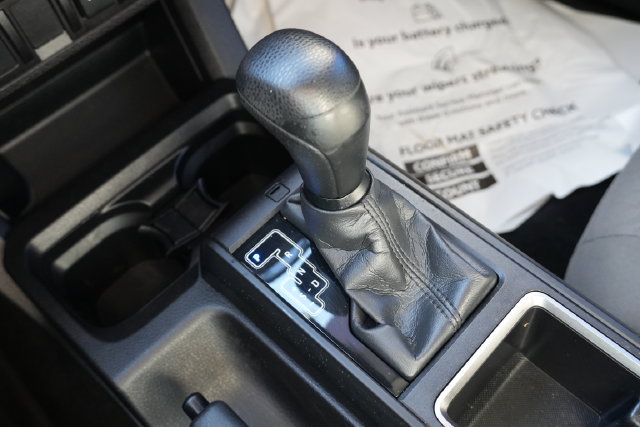 Used 2022 Toyota Tacoma SR w/ SR Convenience Package RWD image 35