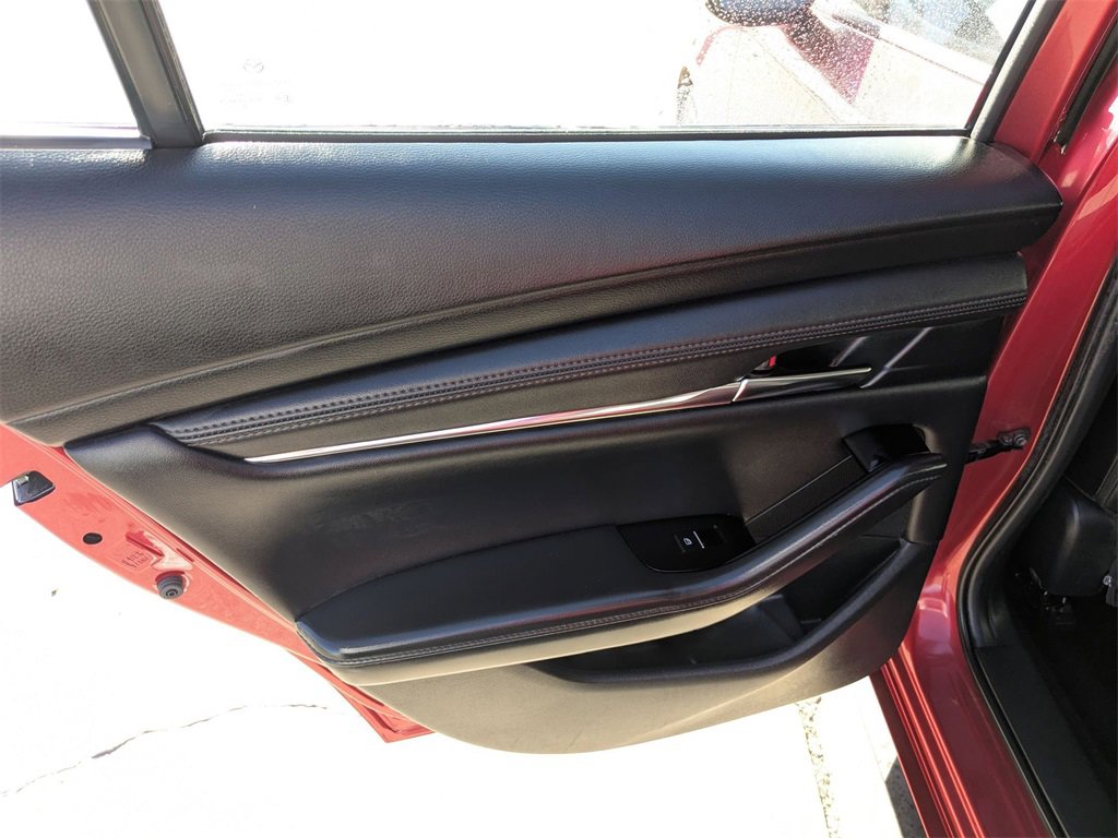 Used 2025 MAZDA MAZDA3 s image 25