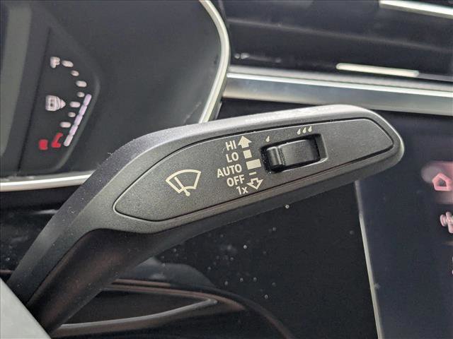 Used 2020 Audi Q3 2.0T Premium AWD/4WD image 7