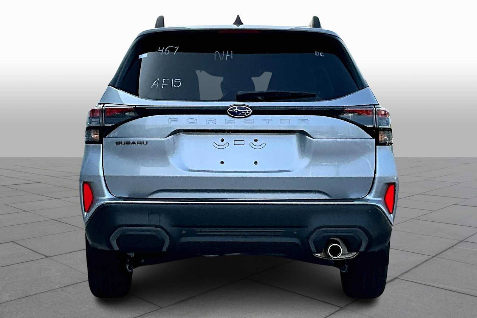 Used 2025 Subaru Forester Limited AWD/4WD image 4