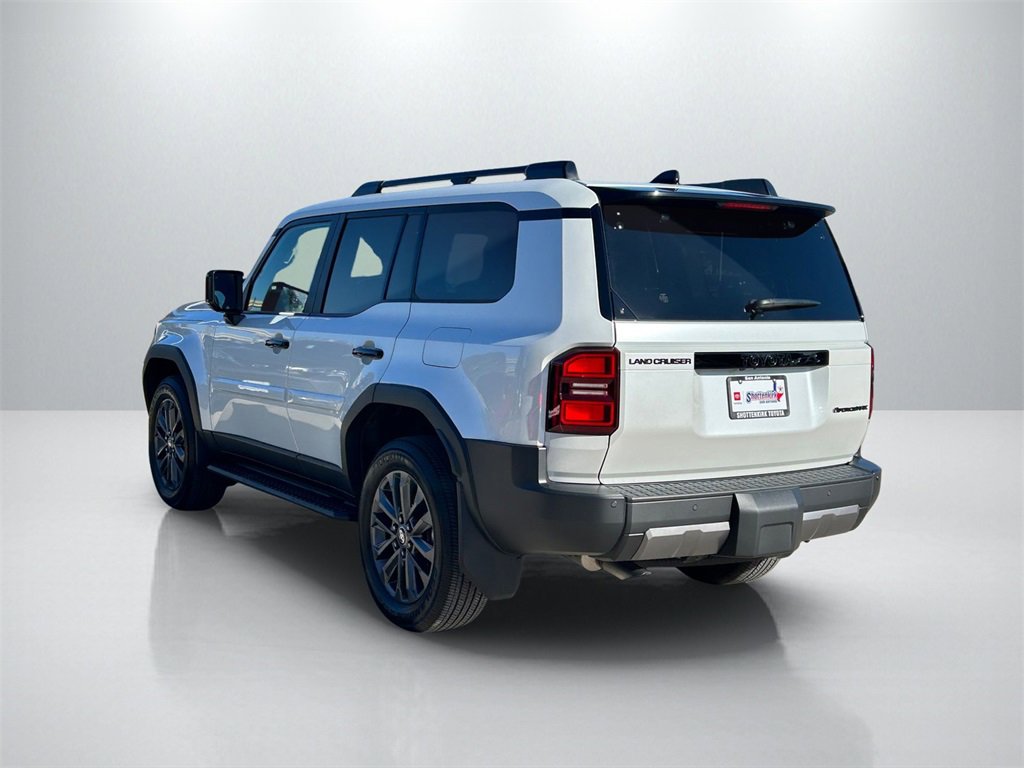 Used 2025 Toyota Land Cruiser image 7