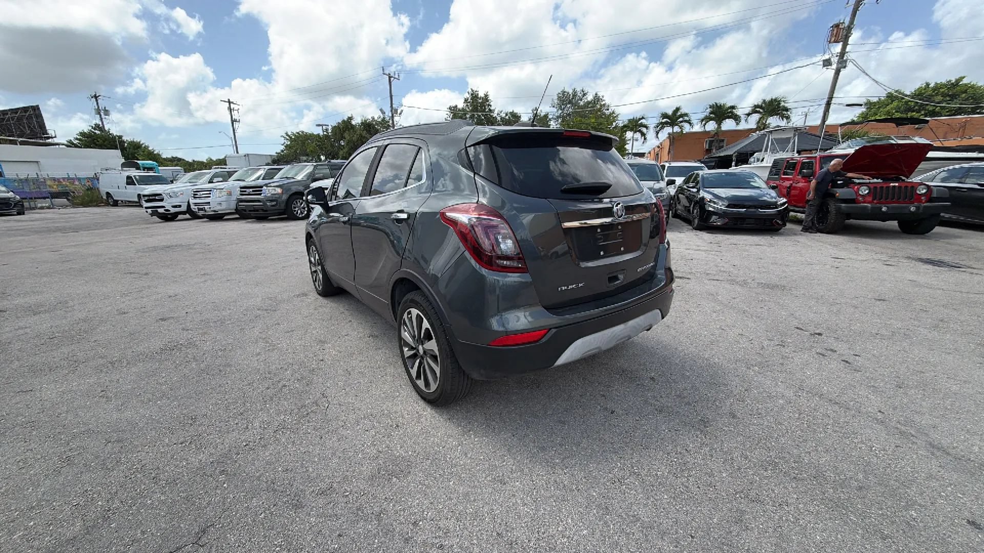 Used 2017 Buick Encore Essence FWD image 7